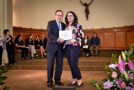 Ma. Catalina Pavez recibe “Reconocimiento al Desempeño de Excelencia 2022” 